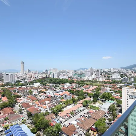 Raymond Suites At Mansion One